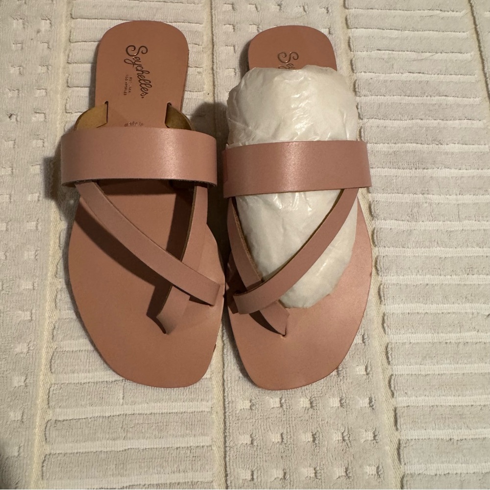 SEYCHELLES DESTINY PINK LEATHER Sandal Size 6. NWT.